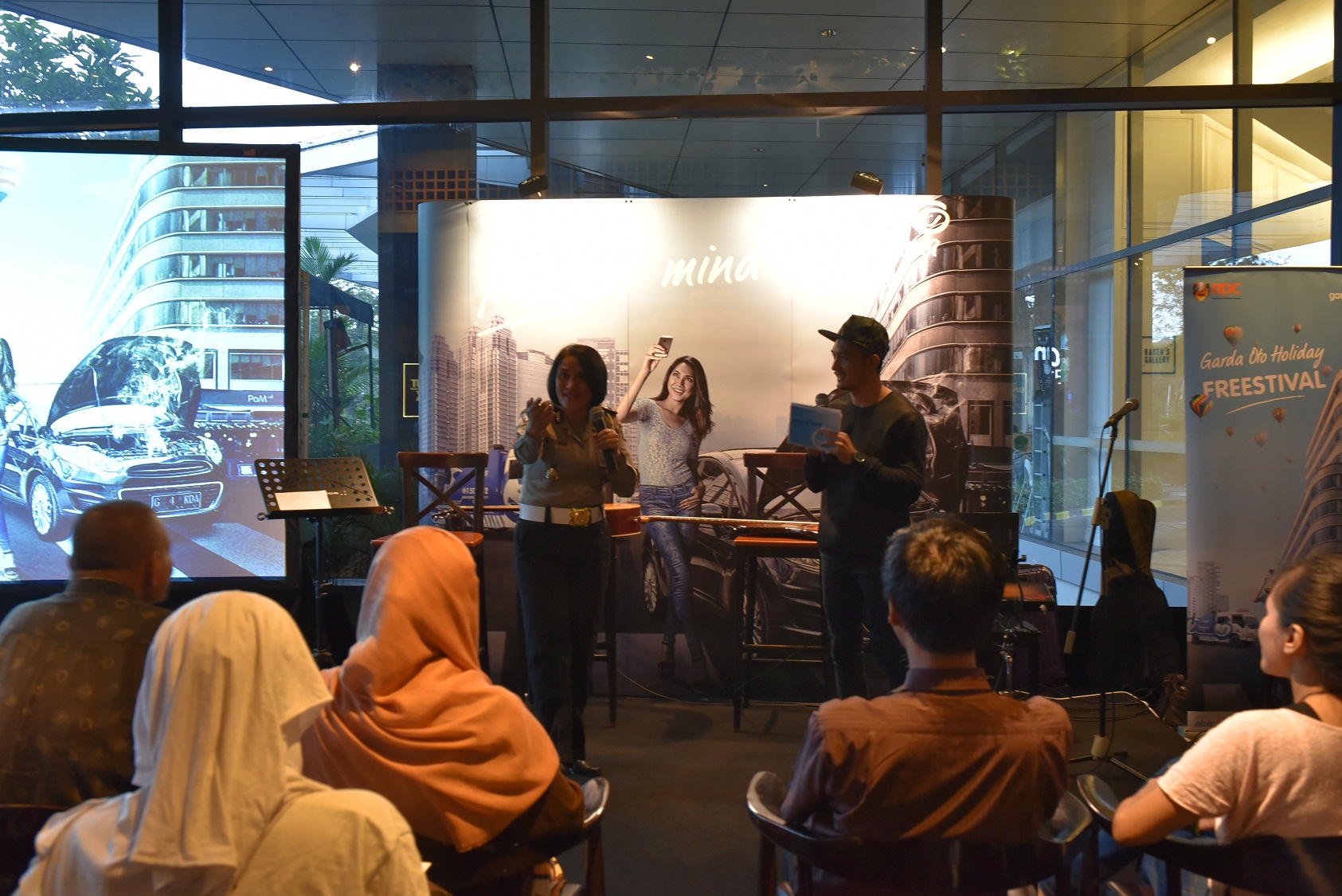 Garda Oto Holiday Freestival Dihadiri oleh Bloggers dan Komuntas Mobil