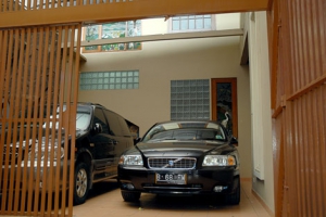 meninggalkan mobil saat mudik