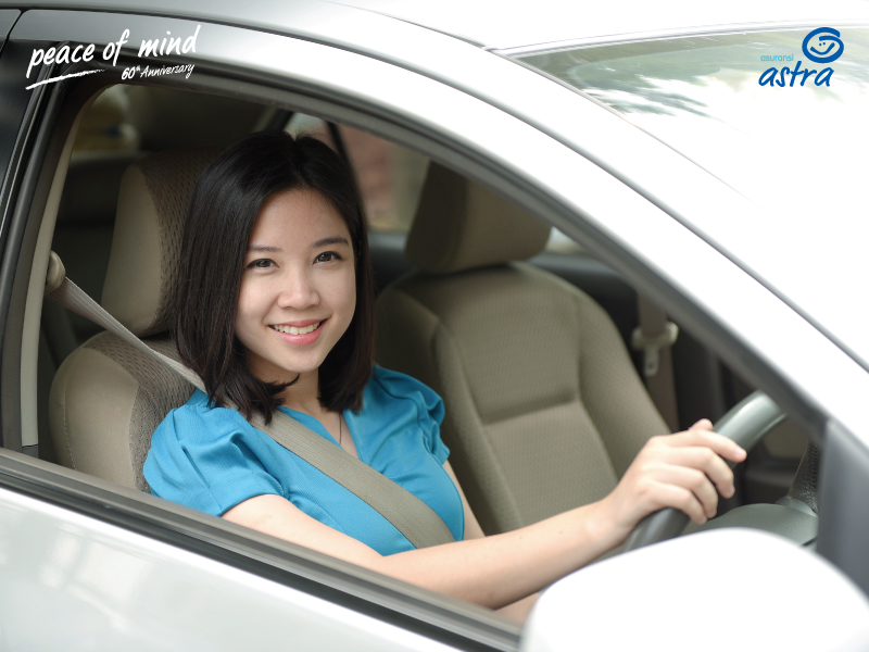 Manfaat membuka kaca mobil sebelum berkendara