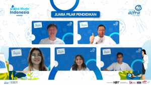 CEO Asuransi Astra, Rudy Chen (Kiri Atas) bersama Chief Marketing Officer Retail Business Asuransi Astra, Gunawan Salim (Kanan Atas) memberikan ucapan selamat kepada finalis dari HIMSISFO Binus University sebagai pemenang #AksiMudaIndonesia pilar pendidikan
