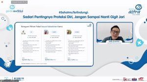 Teddy Suryawan, Chief Digital Officer Asuransi Astra menjelaskan mengenai salah satu cara proteksi diri dengan asuransi kesehatan rawat jalan Garda Healthtech kepada ratusan peserta webinar