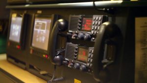 ebutan untuk Orang yang Melayani Telekomunikasi di Kapal