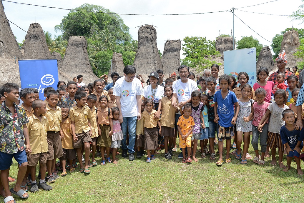 Pada puncak kegiatan rangkaian Estafet Peduli Bumi, Asuransi Astra berhasil meresmikan Yayasan English Goes to Kampung menjalin kolaborasi dan meresmikan Learning Center pertama di Sumba, NTT yang merupakan gerakan dari pilar pendidikan untuk memberikan edukasi berkualitas guna mendukung SDM layak kerja sebagai bentuk perkembangan ekonomi global dan untuk Indonesia.