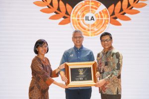 Dinobatkan Sebagai Pemimpin di Industrinya, Garda Oto dari Asuransi Astra  Raih Penghargaan di Indonesia Industry Leadership Awards 2023