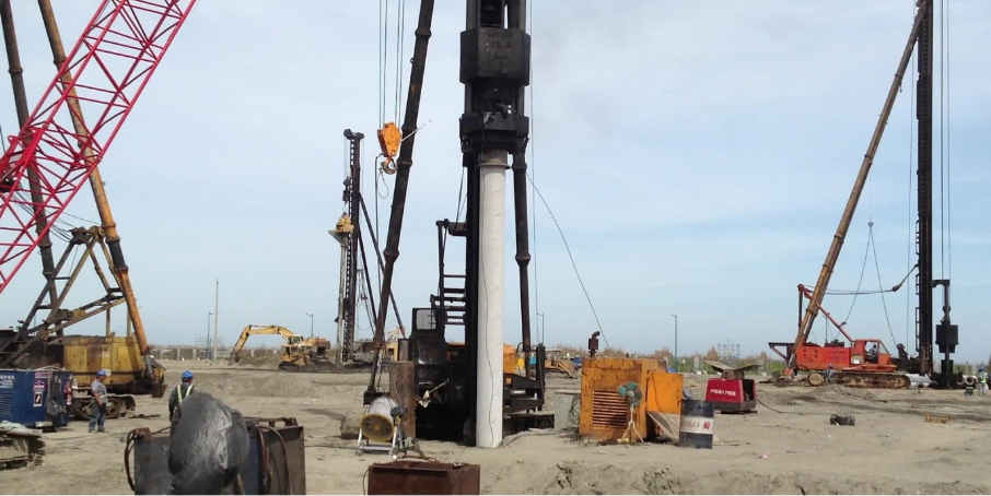 Diesel Hammer: Alat Pemasang Tiang Pancang / Paku Bumi